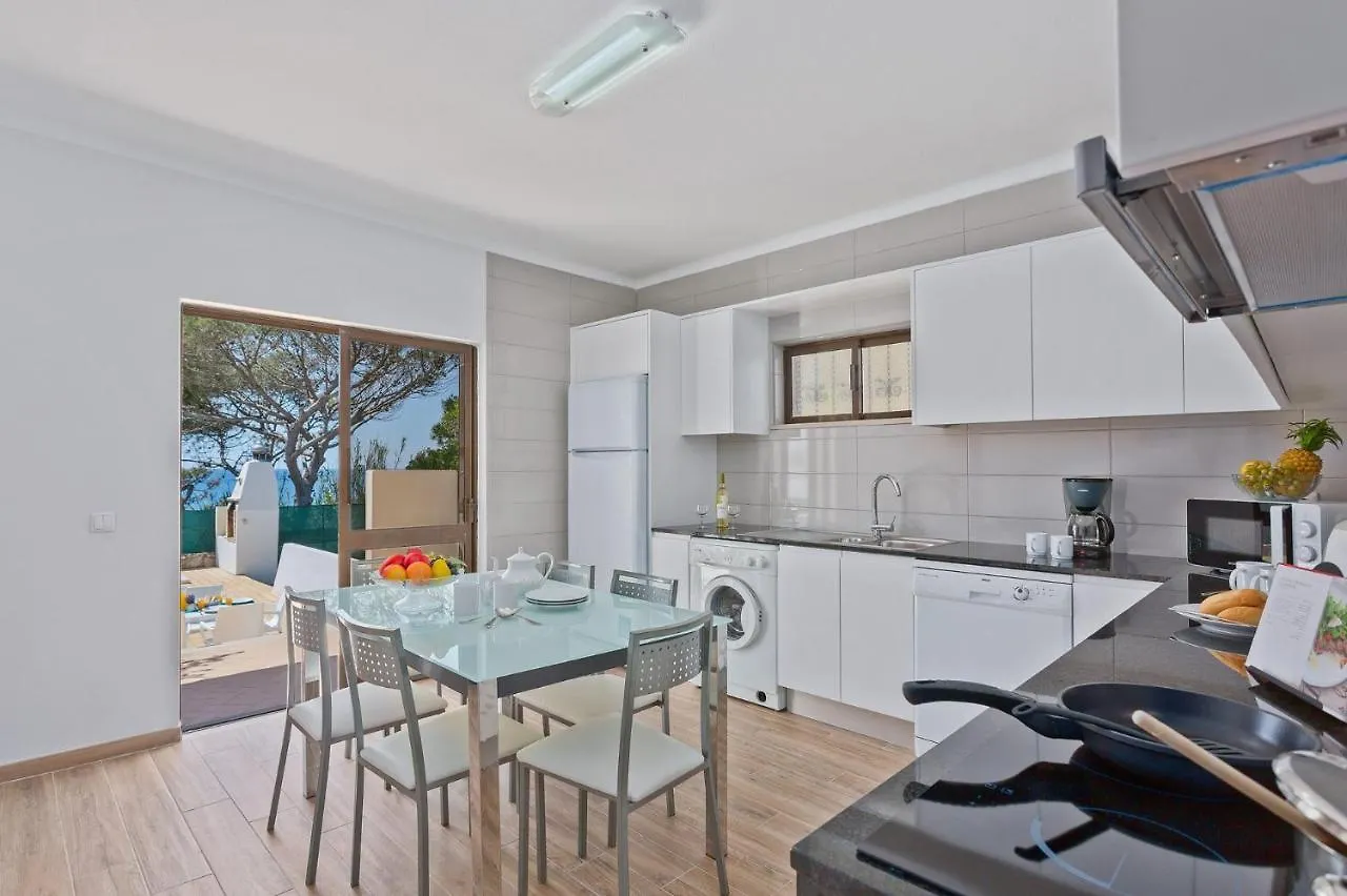 Villa Gregorio By Villa Plus Gale  0*, Gale (Albufeira)