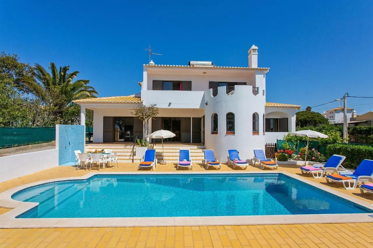Villa Gregorio By Villa Plus Gale  0*, Gale (Albufeira) Portugal